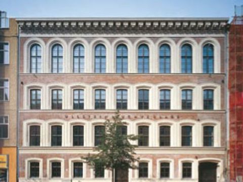 Das neue Verlagshaus in der nördlichen Friedrichstraße.
