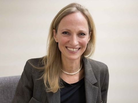 Dr. Nina Thom