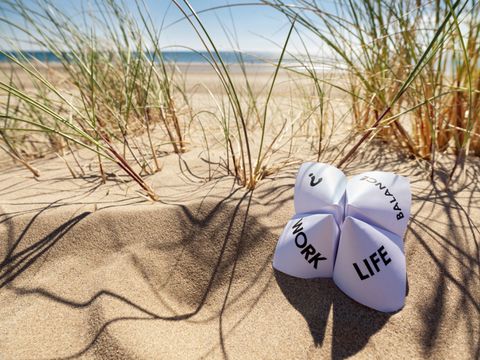 Strand mit Logo Work Life Balance