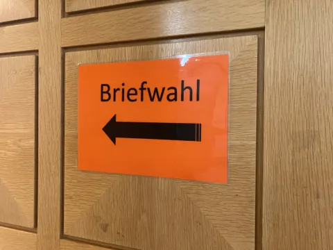 Briefwahl ist nun möglich.