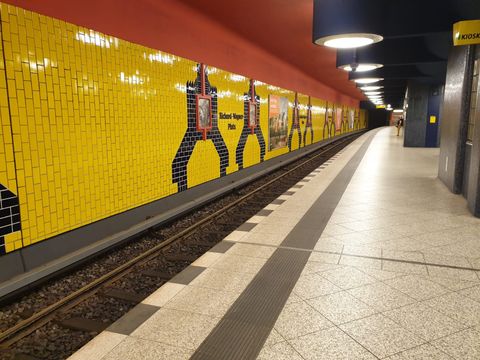 U7 Richard Wagner Platz, Bahnsteig