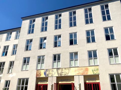 Nelson Mandela Schule - Pfalzburger Str