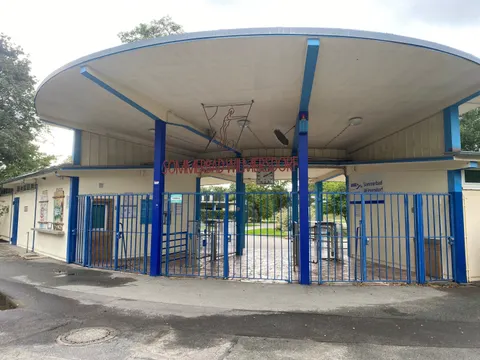 Eingang Sommerbad Wilmersdorf
