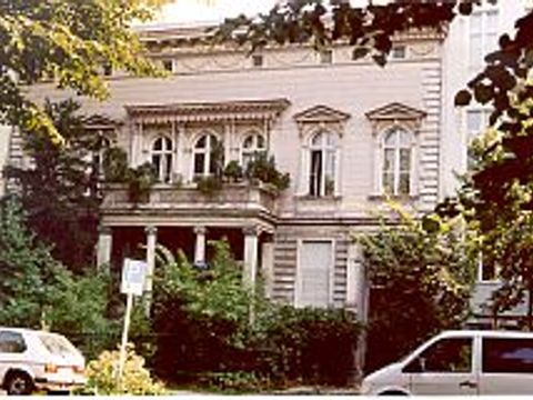 Schloßstraße 67