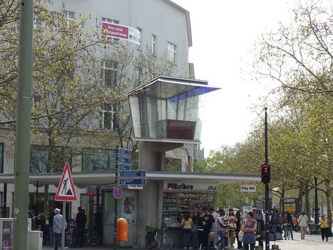 Verkehrskanzel auf dem Joachimsthaler Platz, 29.4.2010
