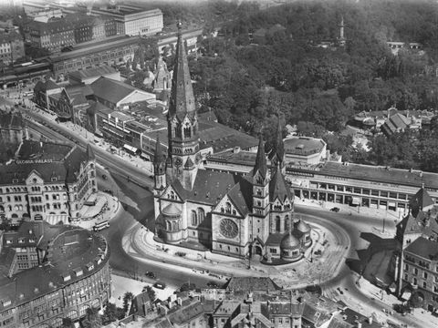 Auguste-Viktoria-Platz um 1935, Foto: Landesarchiv Berlin