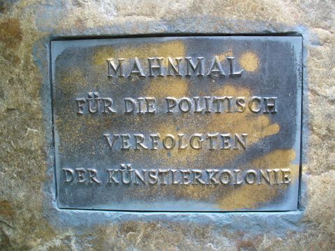 Tafel auf dem Gedenkstein, 15.6.2009, Foto: KHMM