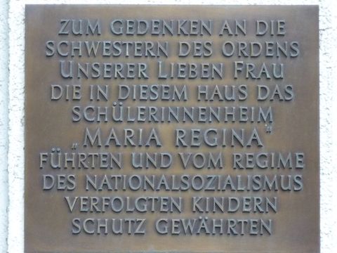 Gedenktafel an der Katholischen Schule Liebfrauen, 6.9.2011, Foto: KHMM