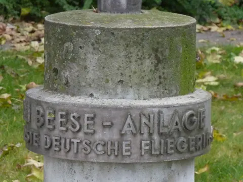 Stein mit Inschrift für Melli Beese, 18.10.2011, Foto: KHMM
