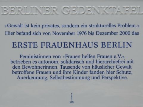 frauenhaus Gedenktafel