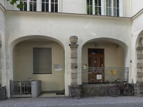 Hausansicht Bayerische Str. 5 (Bild: Stolpersteine-Initiative CW, Hupka)