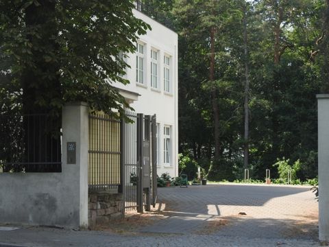 Hausansicht Hubertusallee 69 (Bild: Stolpersteine-Initiative CW, Hupka)