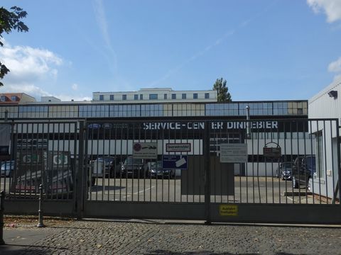 Karlsruher Str. 29 (Bild: Stolpersteine-Initiative CW, Hupka)