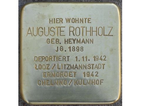 Stolperstein Auguste Rothholz (Bild: Stolpersteine-Initiative CW, Hupka)