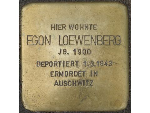 Stolperstein Egon Loewenberg (Bild: Stolpersteine-Initiative CW, Hupka)