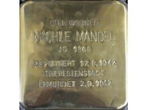 Stolperstein Nachle Mandel (Bild: Stolpersteine-Initiative CW, Hupka)