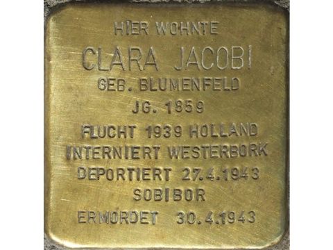 Stolperstein Clara Jacobi (Bild: Stolpersteine-Initiative CW, Hupka)