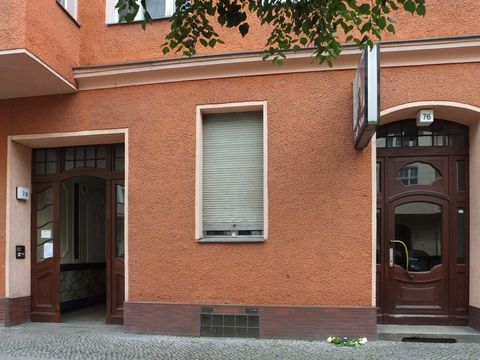 Hausansicht Niebuhrstr. 76 (Bild: Stolpersteine-Initiative CW, Hupka)