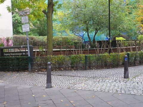 Regensburger Str. 23 (Bild: Stolpersteine-Initiative CW, Hupka)