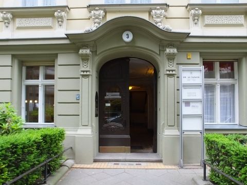 Hausansicht Uhlandstr. 3 (Bild: Stolpersteine-Initiative CW, Hupka)