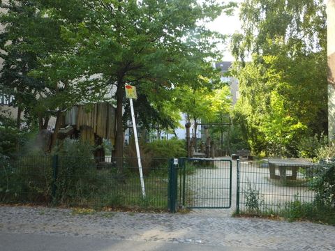Waitzstr. 10 (Bild: Stolpersteine-Initiative CW, Hupka)