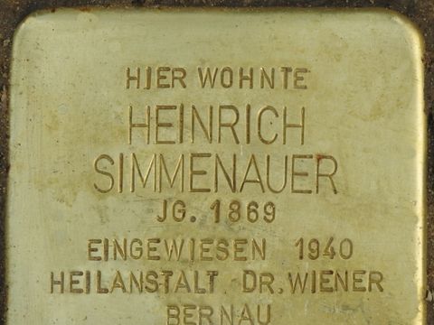 Stolpertein Heinrich Simmenaue (Bild: Stolpersteine-Initiative Charlottenburg-Wilmersdorf)