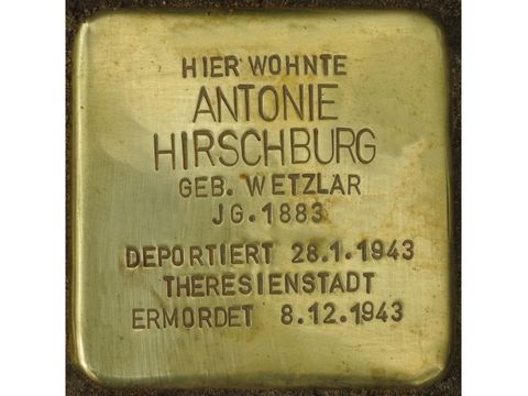 Albrecht-Achilles-Straße 5_ Antonie Hirschburg