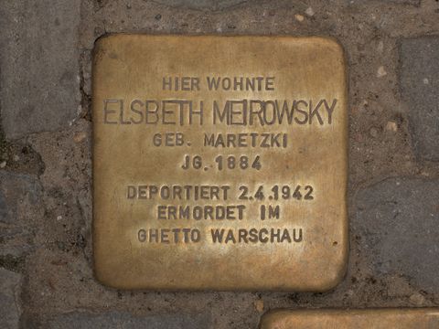 Stolperstein Elsbeth Meirowsky, Foto: A. Bukschat & C. Flegel, 03.10.2012