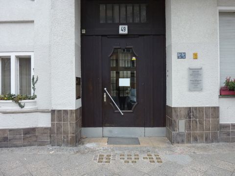 Hauseingang Güntzelstraße 49