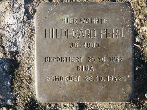 Stolperstein für Hildegard Peril