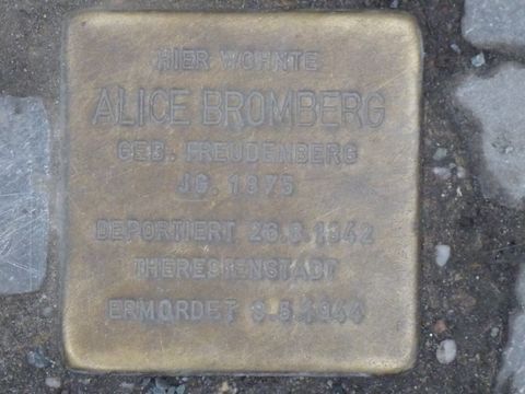 Stolperstein für Alice Bromberg, 27.2.2013, Foto: KHMM