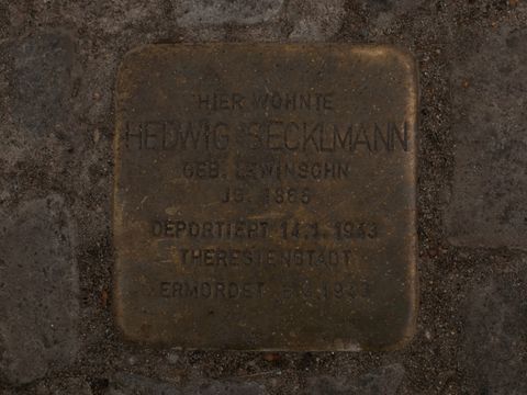 Stolperstein Hedwig Secklmann, 03.10.2012
