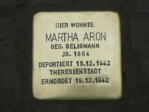 Stolperstein Martha Aron (Bild: Stolpersteine-Initiative CW, W. Knoll)