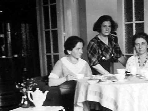 Frieda und Margarethe Schubert, Bilderquelle: Familienarchiv Bernd Schicke