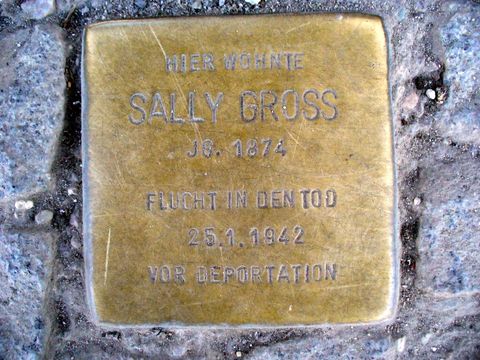 Stolperstein für Sally Gross