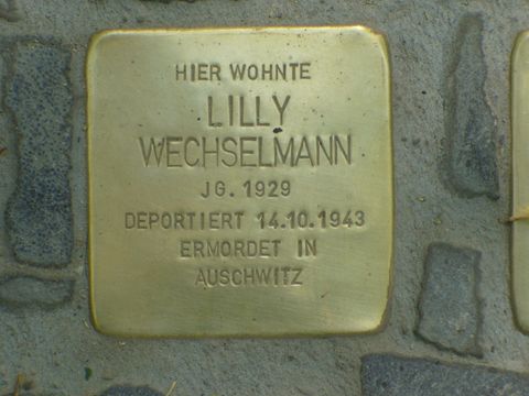 Stolperstein Lilly Wechselmann (Bild: Bezirksamt Charlottenb.-Wdf., B.Plewa)