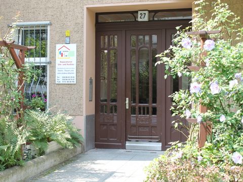 Hauseingang Nassauische Str. 27