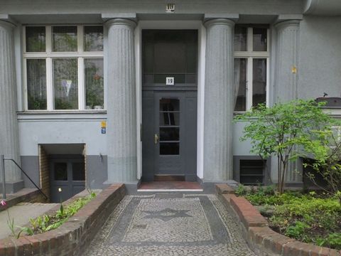 Hauseingang Helmstedter Str. 19, 2014