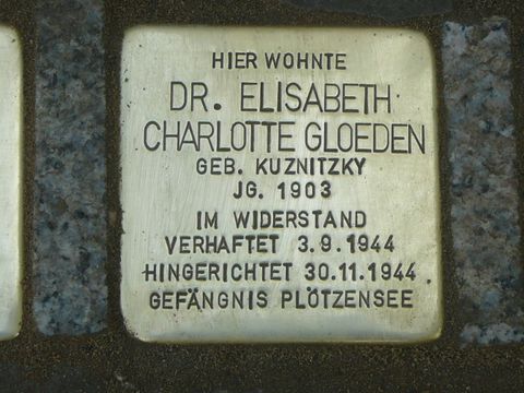 Stolperstein Dr. Elisabeth Charlotte Gloeden (Bild: Stolpersteine-Initiative CW, W. Knoll)
