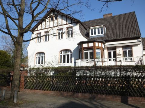 Hauseingang Niersteiner Str. 5, Foto:H.-J. Hupka, 2014