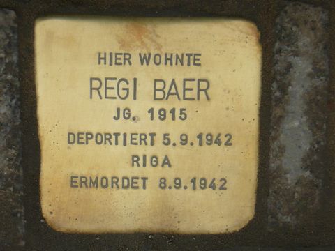 Stolperstein für Regi Baer