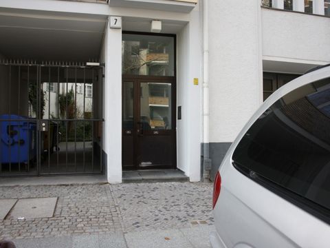 Hauseingang Roscherstr. 7.