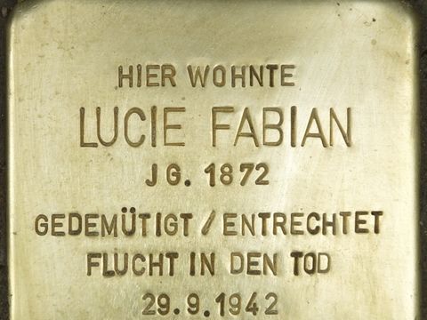 Stolperstein Lucie Fabian, Foto:H.-J. Hupka, 2014