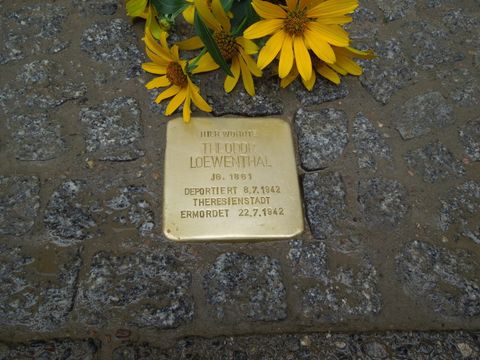 Stolperstein für Theodor Loewenthal, Lietzenburger Str. 32, Foto: Susan Loewenthal Lourenco, 10.10.2013
