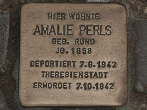 Stolperstein Amalie Perls