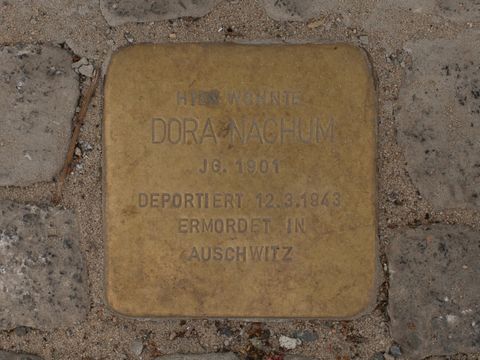 Stolperstein für Dora Nachum