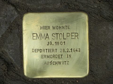 Stolperstein Emma Stolper, Foto: F. Siebold, Mai 2013