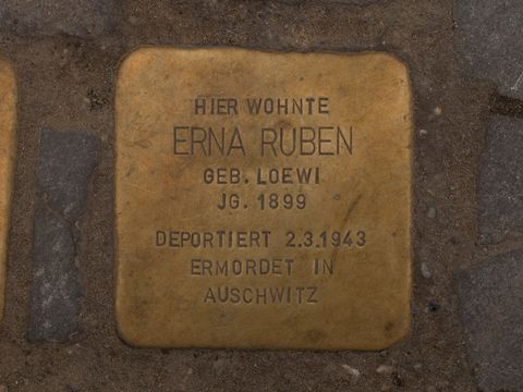 Stolperstein Erna Ruben, Foto: A. Bukschat & C. Flegel, 25.08.2012