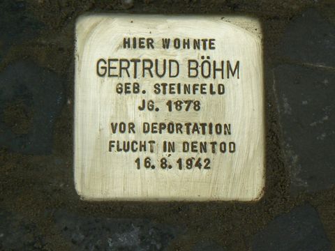 Stolperstein für Gertrud Böhm