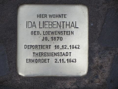 Stolperstein Ida Liebenthal, Foto: F. Siebold, Juni 2013